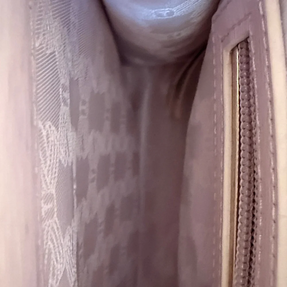 Ted Baker London 🌸 Light Pink Satchel with Gold Accents - Picture 9 of 17